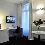 Hotel Saint Sauveur By Wp 4*