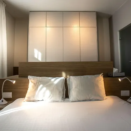 Saint Sauveur By Wp מלון בלנקנברג