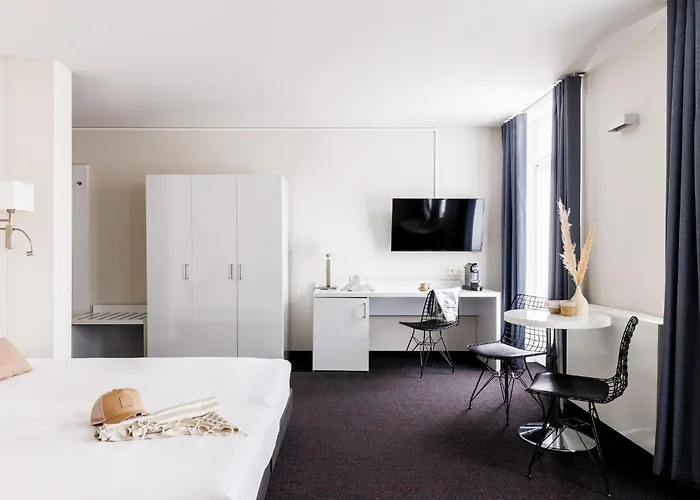 Saint Sauveur By Wp 4*