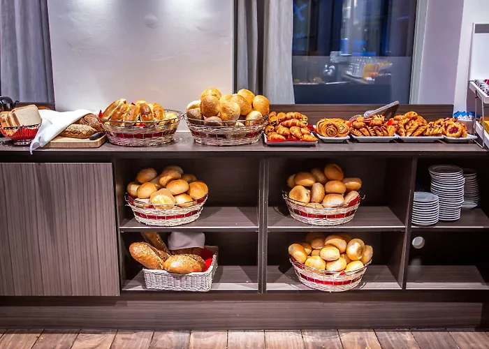 Hotel Saint Sauveur By Wp 4*